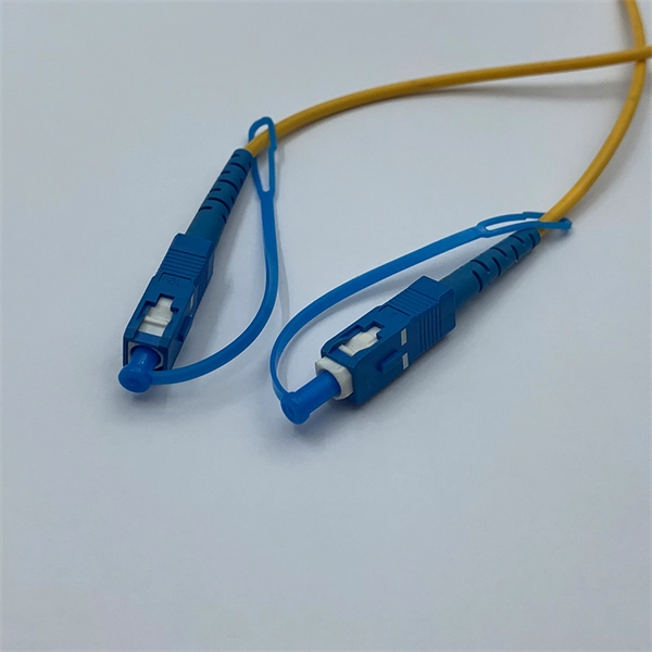 Automatically disable fiber optic switch ports