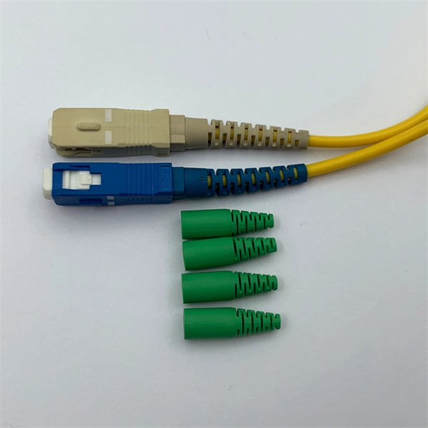 Do fiber optic cables need to be grounded for lightning protection 