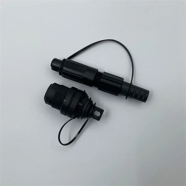 Can a fiber optic cable connect to three routers 